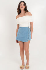 Falda short corto cruzado de denim