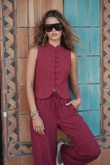 Sleeveless mandarin collar top