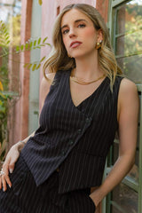 Chaleco corto de rayas botones en diagonal