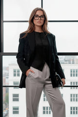 Chaleco de rayas cuello barco con abertura frontal