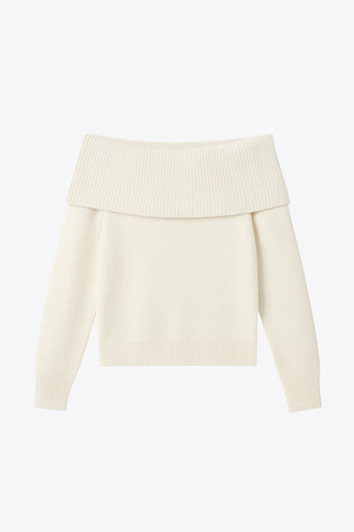 Jersey corto canalé de fit ajustado, hombros descubiertos con doblez en borde, manga larga y detalle de rib en bordes.