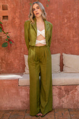 Pantalón con pinzas frontales de fit wide leg