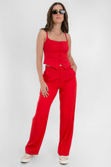 Pantalón con pinzas frontales fit wide leg tiro alto