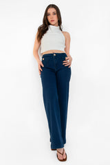 Pantalón de denim cropped flare bolsillos con botón