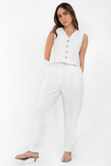 Pantalón de fit recto con pinzas frontales tiro alto