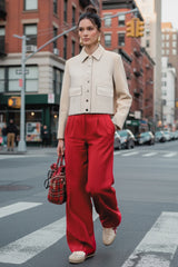 Pantalón wide leg con pinzas frontales tiro alto