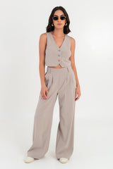 Pantalón wide leg fit pinzas frontales