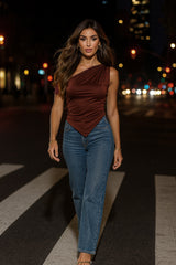 Top ajustado Charli hombro descubierto