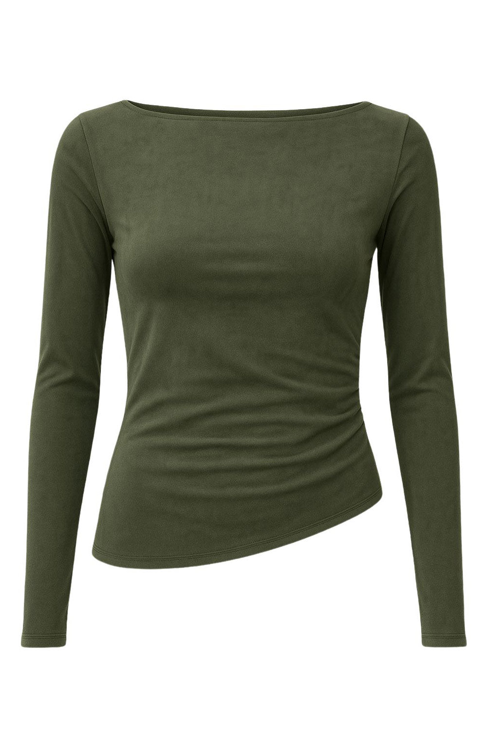 Top de gamuza, fit ajustado, manga larga, cuello barco, bajo asimétrico y detalle de plisados en costado.