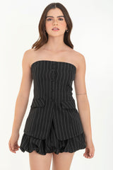 Top strapless ajustado de rayas con botones