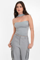 Top tubo de fit ajustado detalle choker