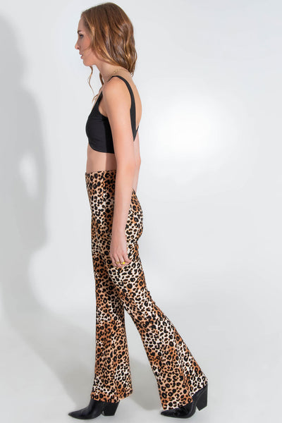 Legging animal print fit flare con aberturas